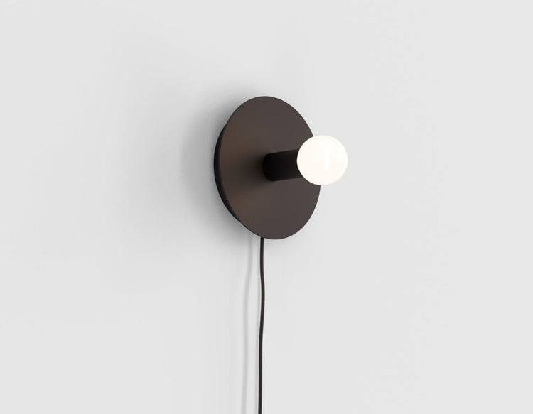 Dot Wall Lamp